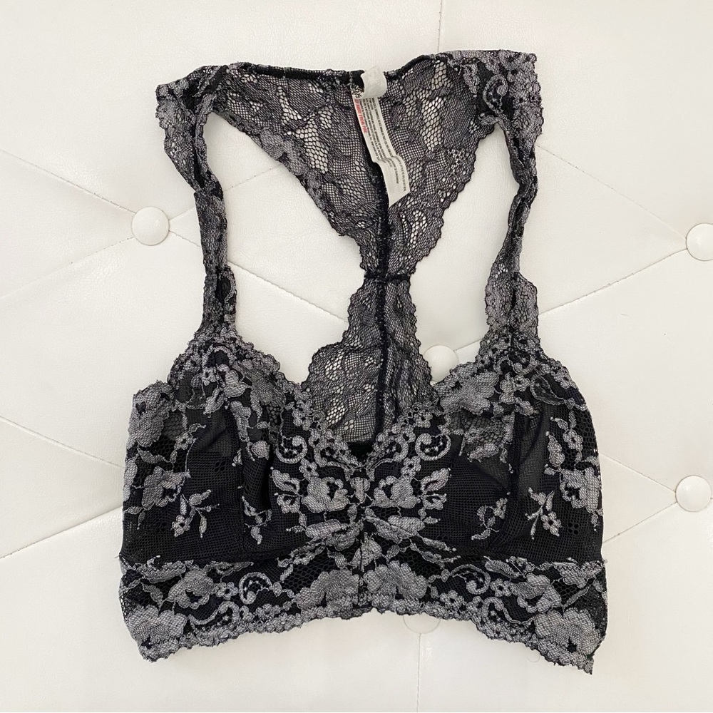 3/30$🤍 FREE PEOPLE | Black lace bralette